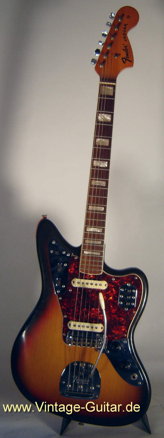 Fender Jaguar 1974 sunburst.jpg